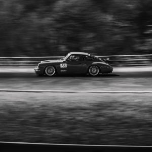 Porsche Dronia Sportwagen 3 schwarz weiß